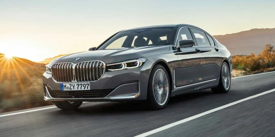 Автокомпания BMW запустила в России сервис подписки на автомобили BMW Signature