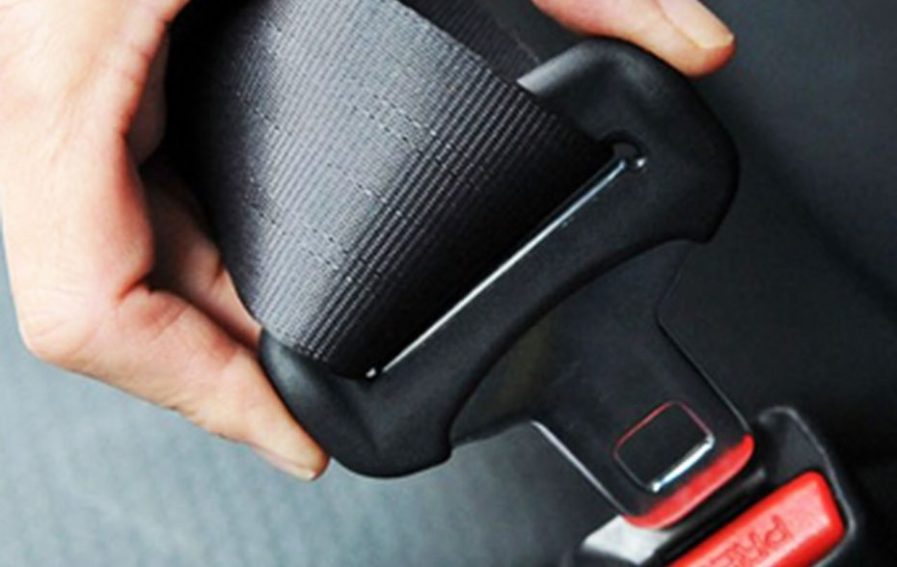 Ремни безопасности в автомобиле